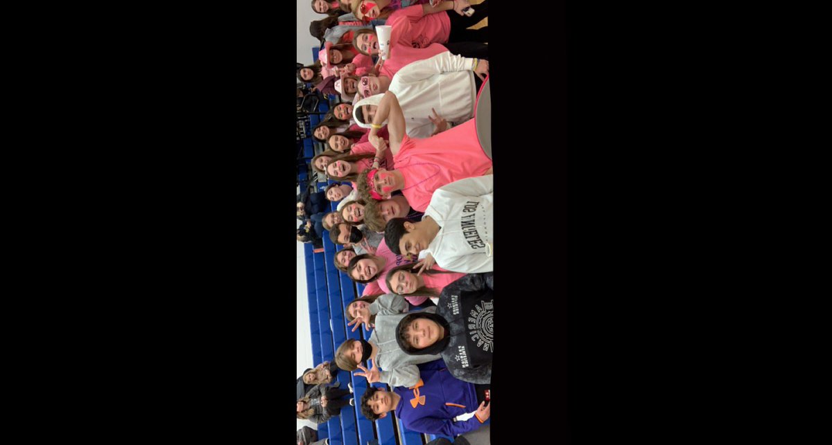 WE WANT THAT CHAIN <a href="/BCSNsports/">BCSN</a> #SSOFTW #pinkout