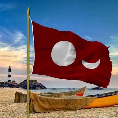 Mahimulki's tweet photo. Cultural symbol of eternity of Tulunad.
Every sāna of Daiva, every Tulsi katte of Tulunad, every temple has this flag. This flag has been here for thousands of years and will be there till the last person who speaks Tulu exists. Jai Tulunad.
#Tulunad https://t.co/WlXfDhr4Su