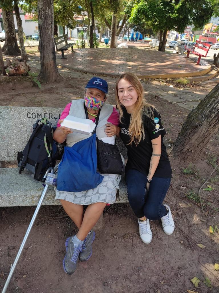 CharityBSV's tweet photo. We start our NewYear helping ThePeople who need it most❤️🇻🇪

What I like about mutual and disinterested help between two people is the uncertainty of not knowing,in the end,who was lucky enough to meet whom❤

Donations
https://t.co/B1ydBE51f2

@handcashapp @iamZatoshi @Snoozzz2 https://t.co/q1PAl1hA86