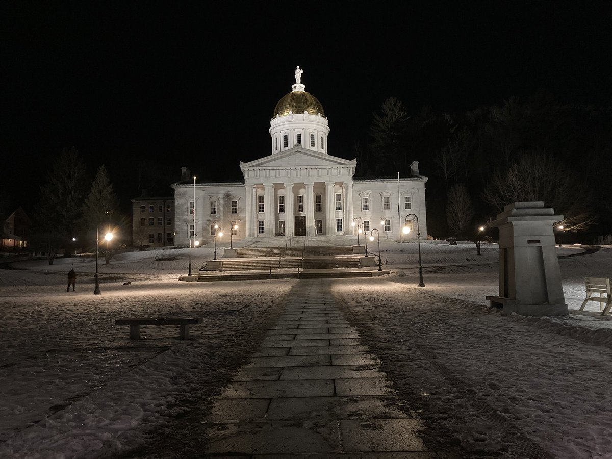 SwiftTrek's tweet photo. @COVIDSupportVT This is the view along my evening walks. The crisp evening air after a long day of work refreshes my energy and let’s me relax. So happy to be here in in Vermont! https://t.co/LeOADocKrv