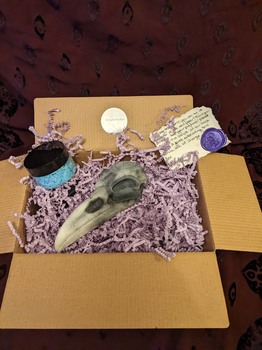 SempleWitcher's tweet photo. 1st sale of the New Year!! Love you all so much! #NewYear #Ravenskull #funsoap #homemade #magical #ValentinesDaygifts #ValentinesDay2022 #ValentinesDay #valentines https://t.co/NoRbwun5Bh https://t.co/vNActgYUUb