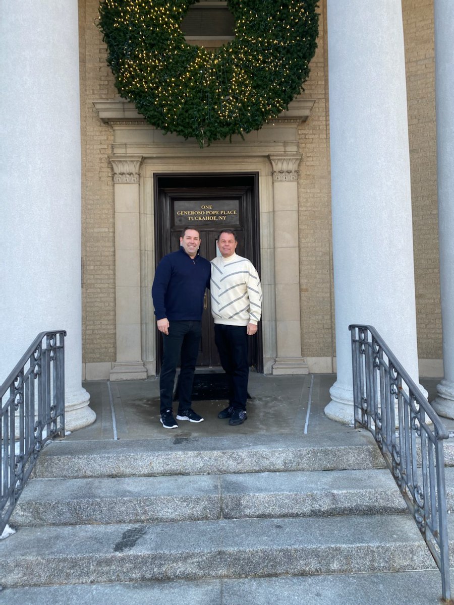 I enjoyed visiting New York with my cousin.
Reunions never come soon enough, 
but they are where memories are made.
Looking forward to all of our future collaborations.