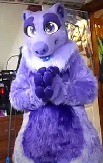 shortfolks's tweet photo. Sneak peek of our @shortfolks Hope Bear Project Spokesbear, @BearKalliope, from her unboxing video with @CCSMascots! More to come! #shortfolksforhope #MamaBearK #hopebearproject #nevergiveuphope #ccsmascots https://t.co/8SX0muyqeR