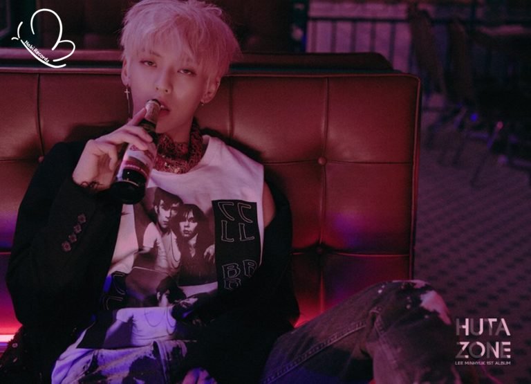 ꒰ 🎸 ꒱  ──  𝐏hoto 𝐂oncept: #.1
#𝐇UTA𝐙ONE is coming. . .

𝐖elcome to ma world, though it's 
a little 𝚂𝚃𝚁𝙰𝙽𝙶𝙴 but ─ [ ҂ ] 𝙷𝙸 : 
introducing 𝚁𝙴𝙳𝙼𝙰𝙽 tour.

𝐌y 𝙷𝙾𝚃  𝐃ebut  is  𝐂oming  𝐔p. . .
2022.01.20 ─ sponsored by 
@𝙽𝙰𝙱𝙸𝚁𝙴𝚁𝙴𝙲𝙾𝚁𝙳𝚂_ ୨ ୧.