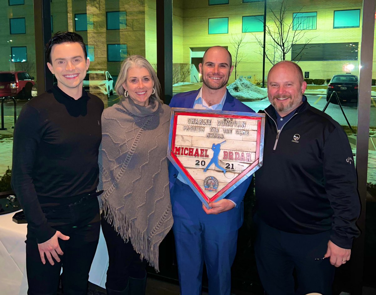 ChiScoutsAssoc's tweet photo. An awesome evening presenting Michael Brdar with this year’s “Passion for the Game” Award. https://t.co/H4lJfZ0PiT