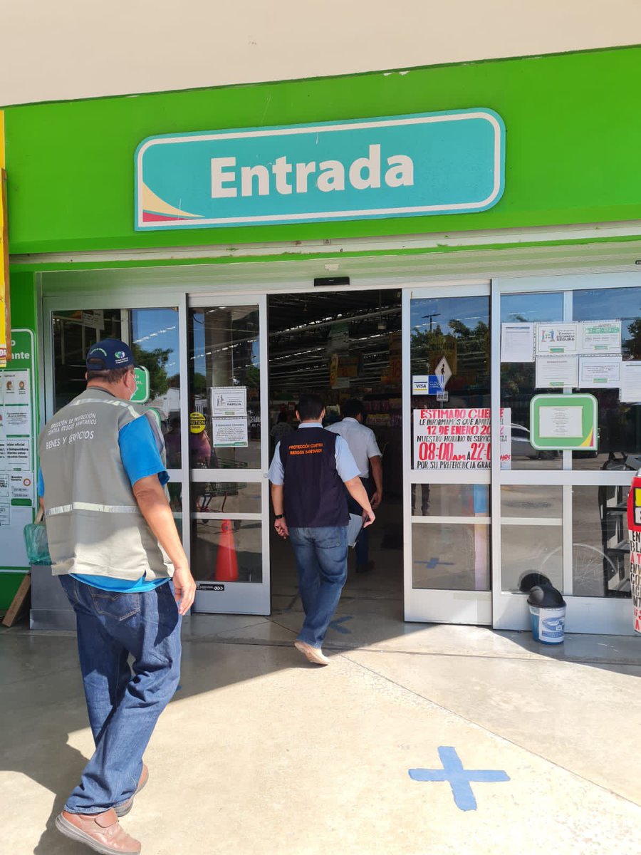 dprisqroo's tweet photo. Hoy en el Municipio de Othón P. Blanco, personal de la Coordinación Zona Sur de esta Dirección llevó a cabo acciones de fomento con cédula covid a diversos establecimientos como bancos, Mercados, tiendas departamentales, tiendas de accesorios y hoteles.  #Dprisqroo #QRoo https://t.co/Fz4dbQX6r7