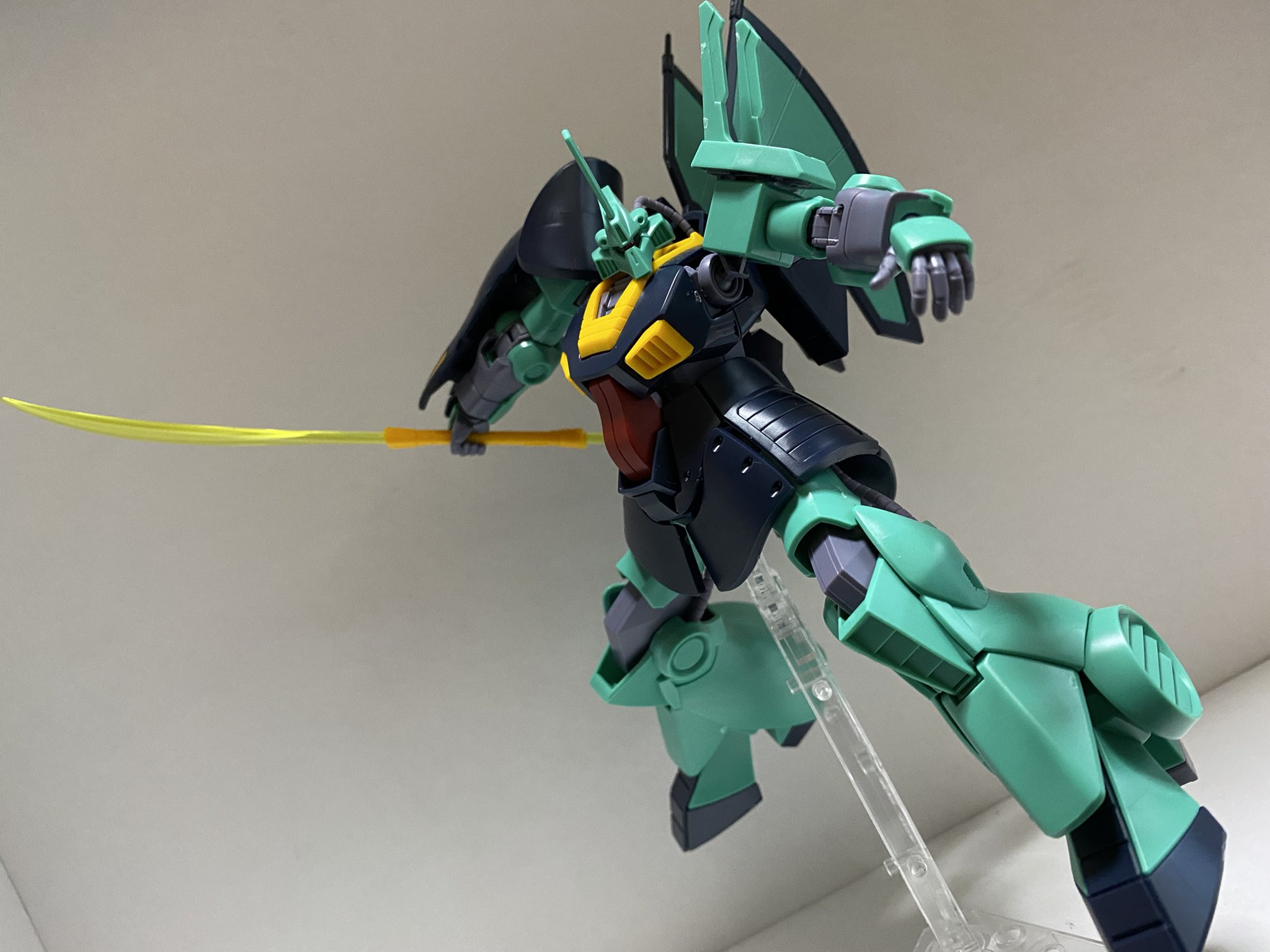 Cantank 新兵 Rt Iyashiguma Hgucディジェ さすがアムロ搭乗機 風格があるぜ ガンプラ T Co Z6siqyp6p1 Twitter