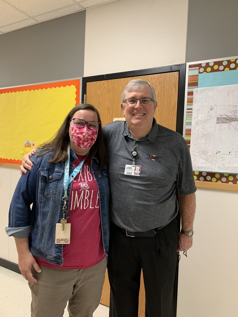cthompsonLISD's tweet photo. Thank you @KROG55 for sharing inspiration, servitude, &amp; gratitude with our teachers @CoyoteRidgeES  yesterday! https://t.co/e7FSI2jeR9