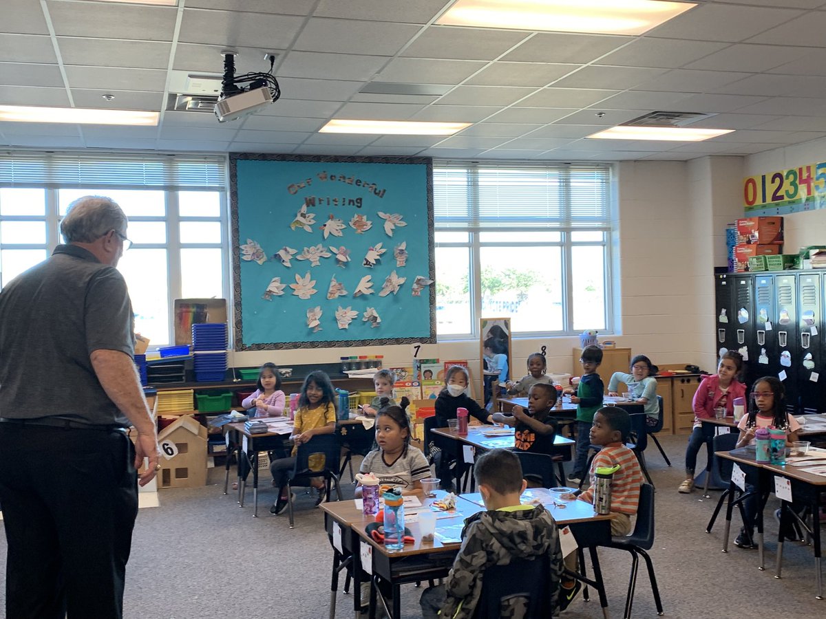 cthompsonLISD's tweet photo. Thank you @KROG55 for sharing inspiration, servitude, &amp; gratitude with our teachers @CoyoteRidgeES  yesterday! https://t.co/e7FSI2jeR9