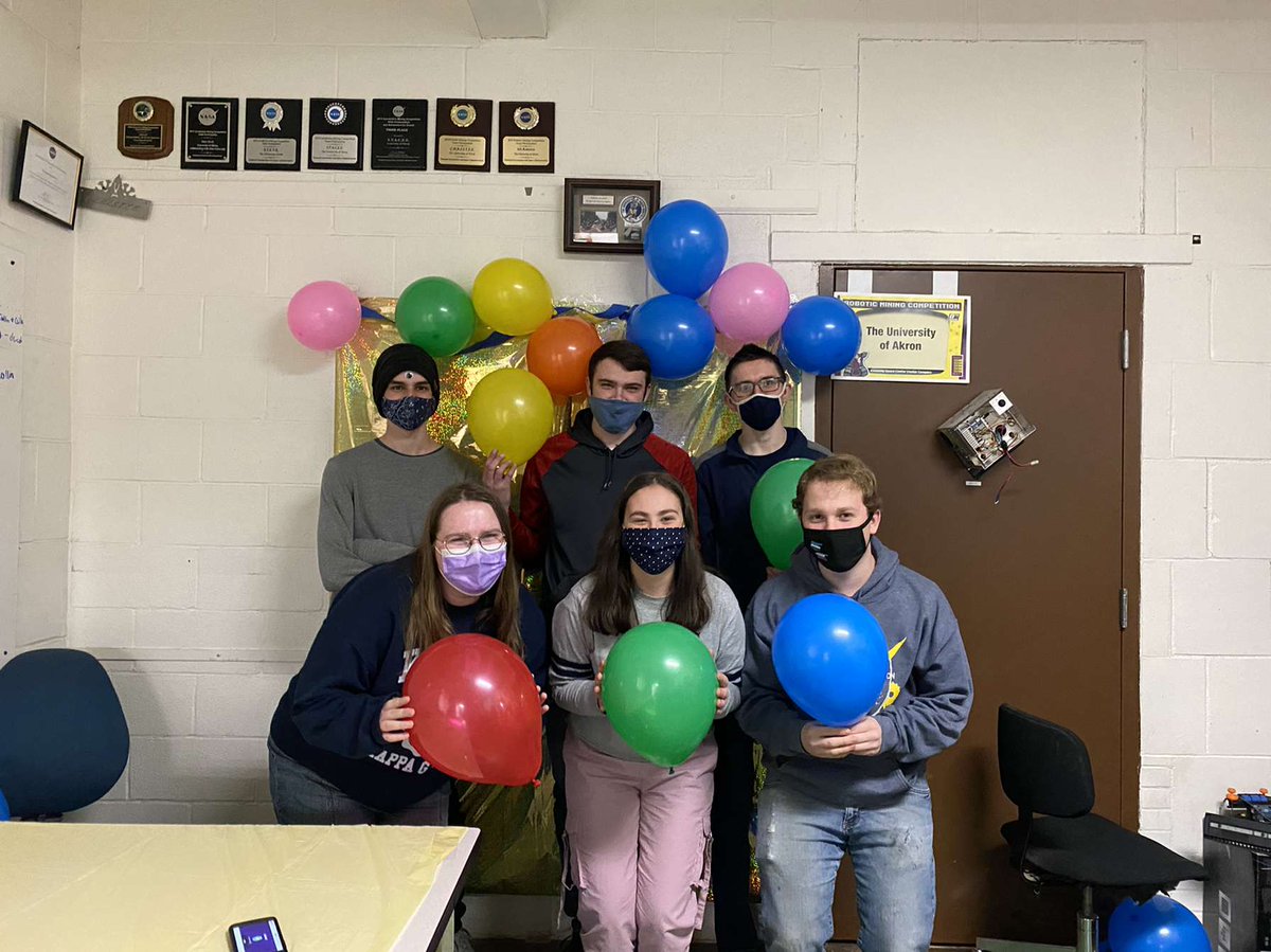 UAkronRobotics's tweet photo. game night was a success! thank you to our members and anyone else who came tonight! we hope to see you all at our meetings this semester! https://t.co/y50RktIqdZ