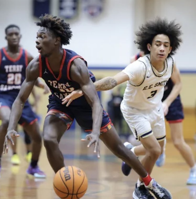 FTS_WBB's tweet photo. Terry Sanford Bulldogs pull out the 55-41 victory. Balanced attack for the Dawgs led to the victory tonight. Carlos Craig led the charge with 13 points, followed by Davis Molnar and Jackson Link both adding 12 points. Jackson Link was the MVP of tonight’s game #DawgFam https://t.co/rqoLzXQTCz