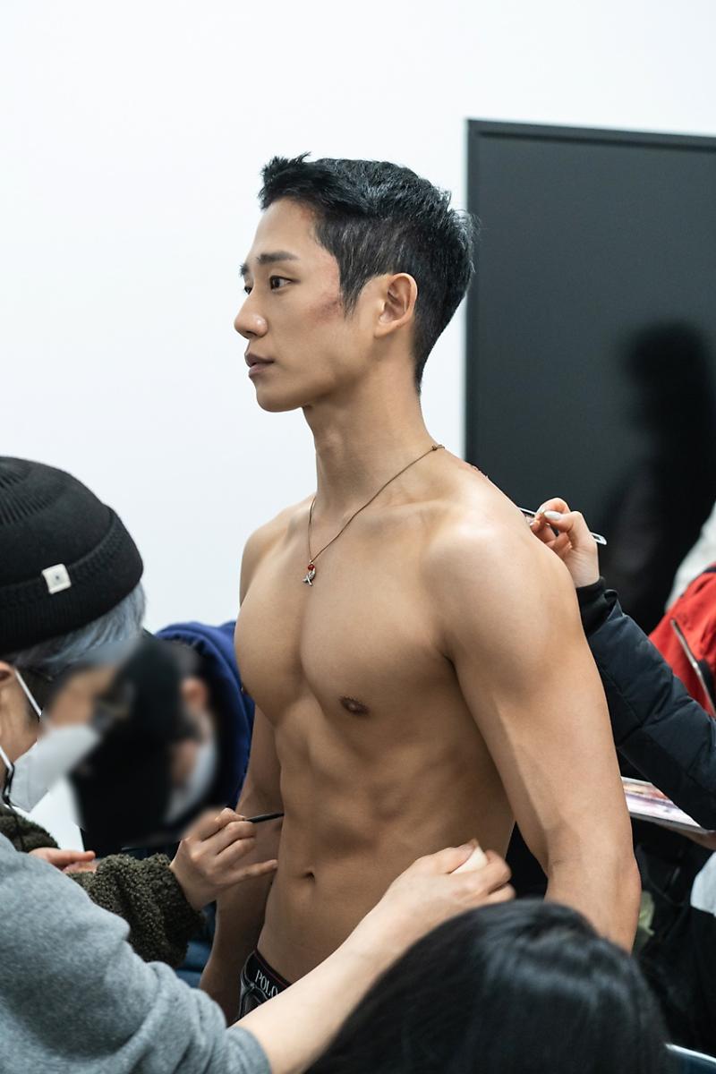 【新品未開封】GQ JUNG HAE   IN