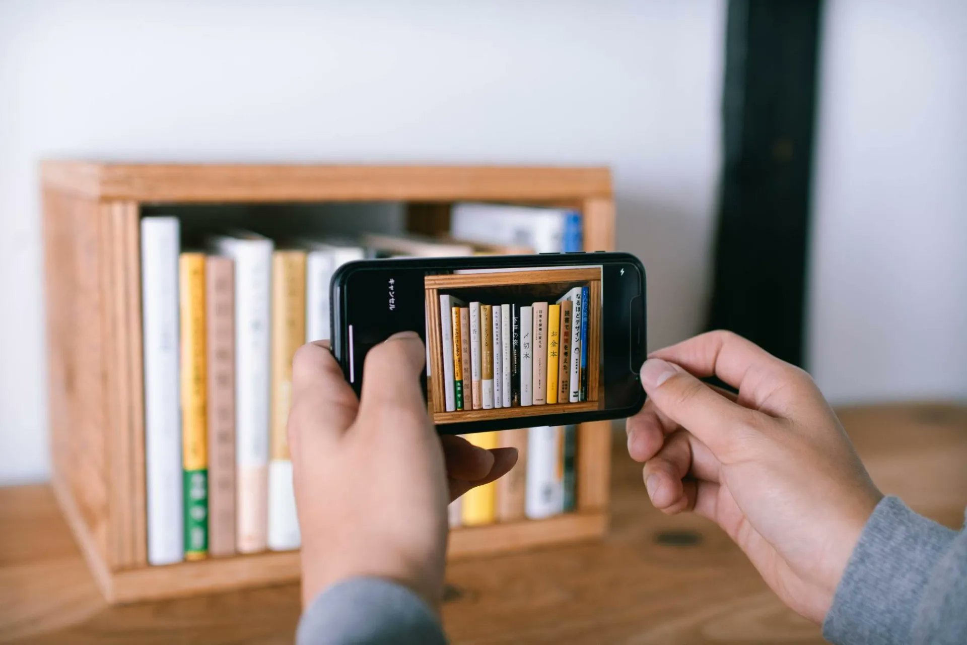 تويتر バリューブックス على تويتر 本棚スキャン の使い方をご紹介 アプリいらず 査定だけならログインも不要 ぜひご利用ください １ スマホで バリューブックスの買取サイト を開き カメラのアイコンをタップ ２ スマホを横にして 本の背表紙が並んだ