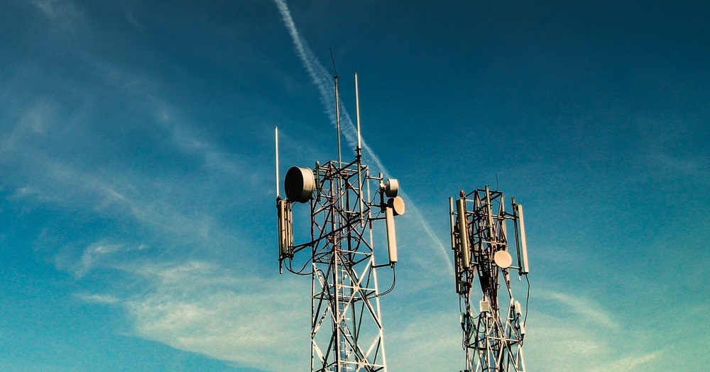 xiarch's tweet image. Learn – Why Android Users Can Now Disable 2G to block Stingray Attacks😟?
👉How is it Captured by “Stingrays”🤔?
👉Why Accommodating 2G on Android🤞?
👉Who is behind this💻?  
Check this Out👇!! 
#Android #Stringrays #Vulnerability #Ransom #Flaw #Infoesc 
zcu.io/aOKY