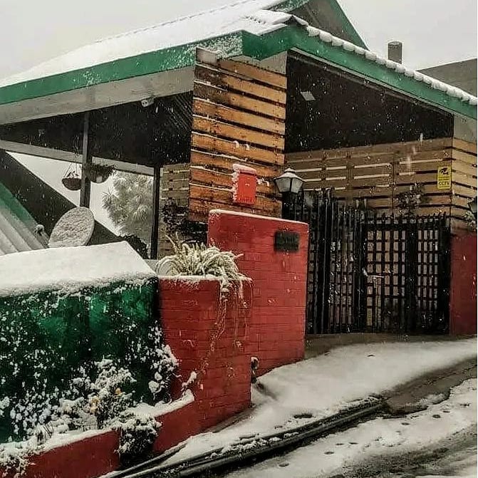 unhotelier's tweet photo. Month of January in #RannofKutch in Gujarat and Home in the hills, #Barog in Himachal. Enjoy the diversity.
#unhotel #curatedtravel #microexperiences https://t.co/ZmF56kCXee