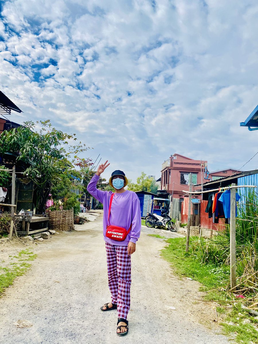 ZweMyoAung3's tweet photo. Purple 💜💜💜💜 https://t.co/9CNoss7gUJ