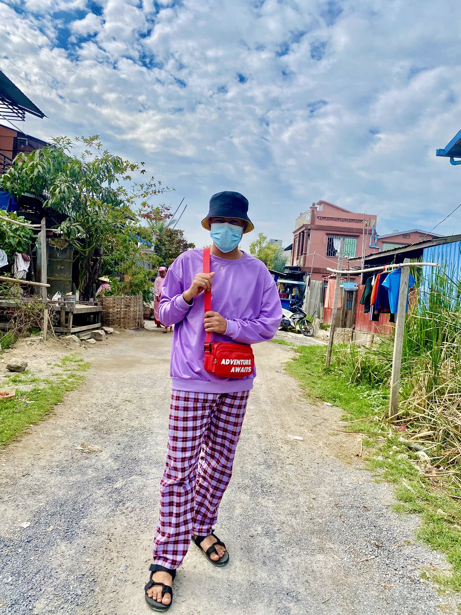 ZweMyoAung3's tweet photo. Purple 💜💜💜💜 https://t.co/9CNoss7gUJ