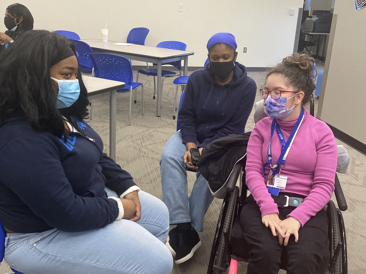 tanyania's tweet image. Why restorative practices? 🤷🏽‍♀️ First to ensure a strong connection between staff and students. Second to prevent and response to any harm on campus. #campusculture #StudentCulture #Studentvoice #SEL @IDEA_at_Fannin @RaymieVenable @mibroughton @PersonalizeDISD #ChooseIDEA #PLPack
