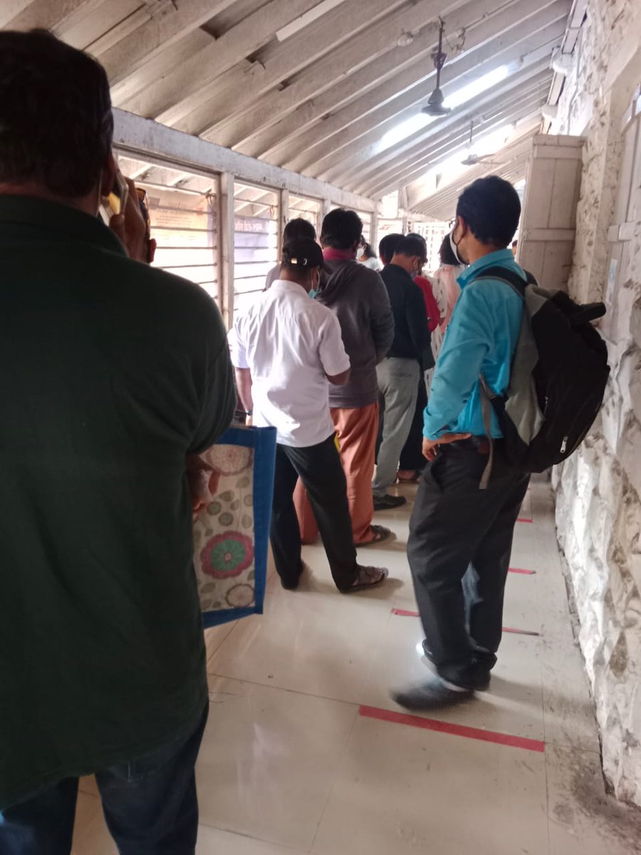 Long queues, only one window operating. Tokens are being given before closing hours,many have to go back. <a href="/IndiaPostOffice/">India Post</a> Bandra West branch 400050.