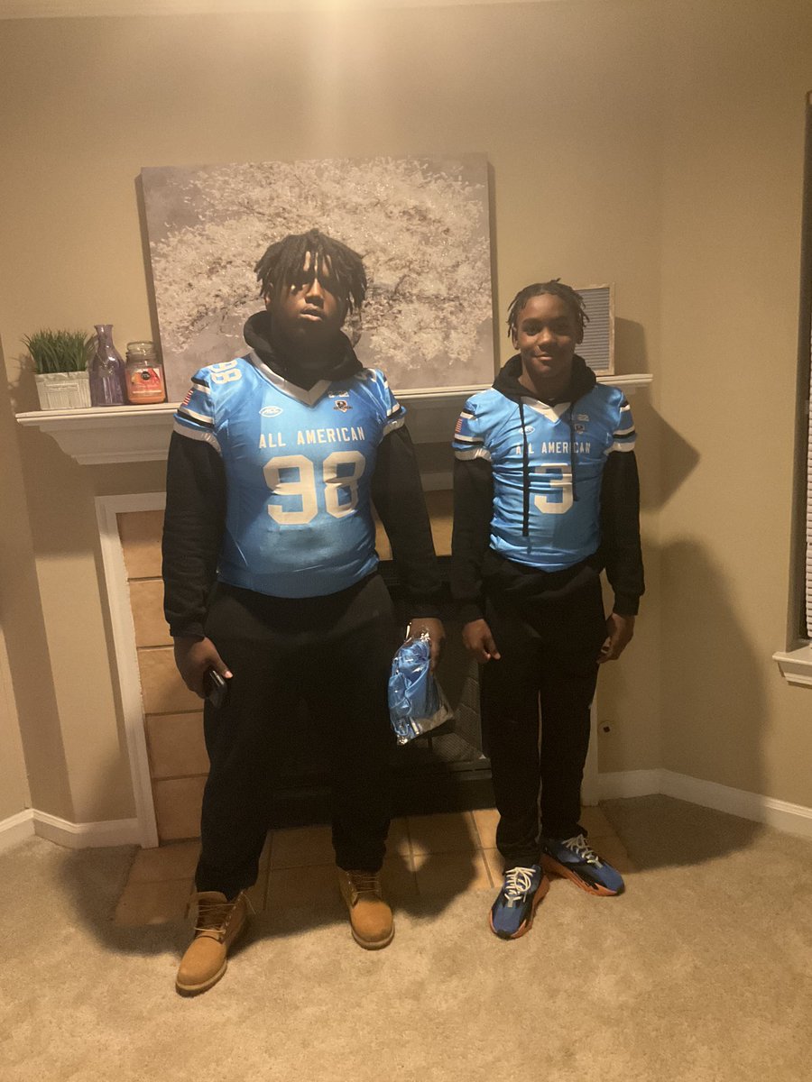ShadWill29's tweet photo. 14U Team NC All Americans 💪🏾💪🏾 its up tomorrow night 6p.m Team Georgia on the ⏰ https://t.co/xQGS34bmg3