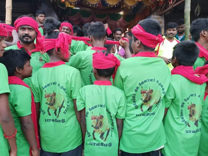 OVelalar's tweet photo. #பாலமேடு #தேவேந்திர_குல_வேளாளர் உறவின் முறை
 #ஜல்லிக்கட்டு 2022. https://t.co/zDdlrRbXVQ