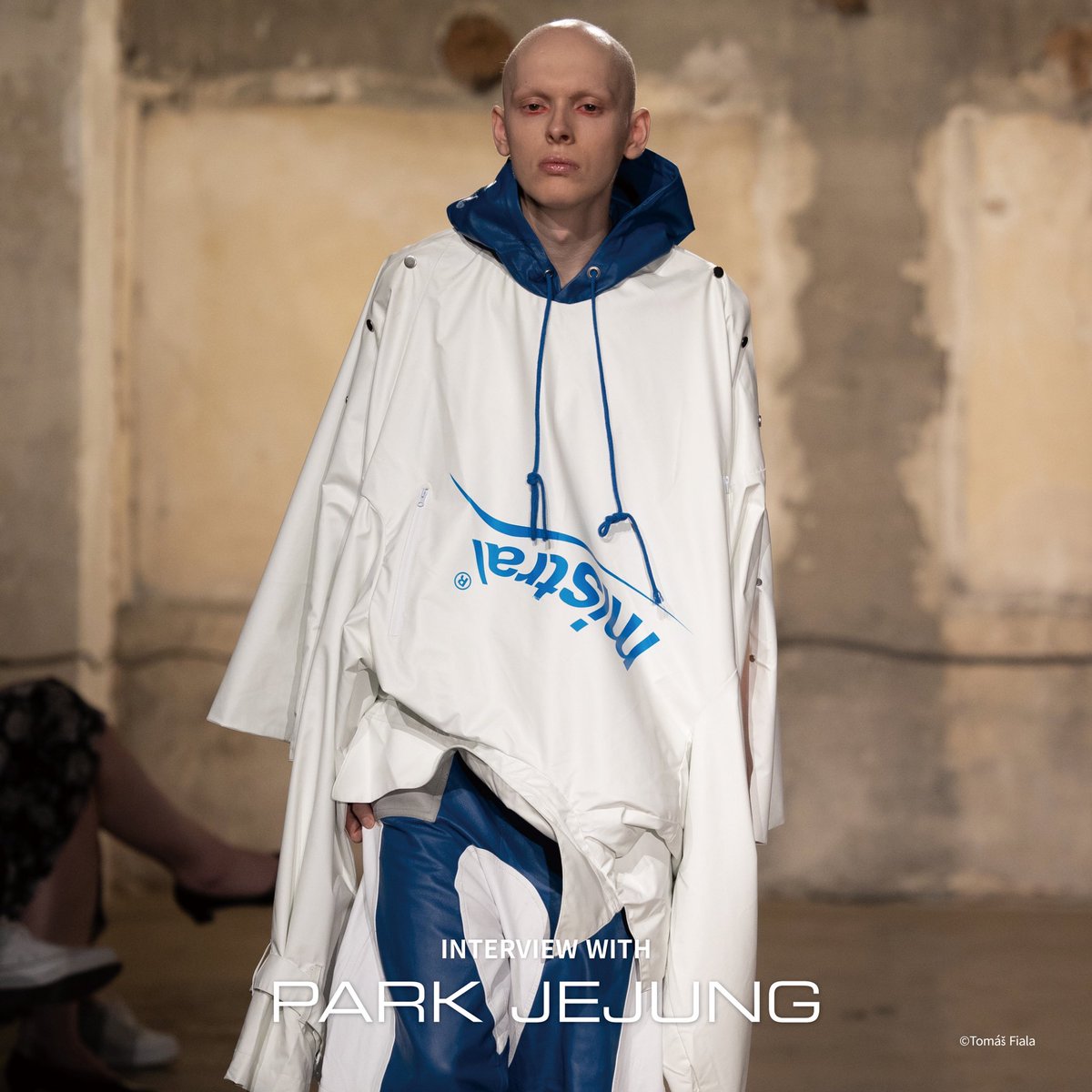 DazedKorea's tweet image. 2022 NEW DESIGNERS

열네 명의 새로운 디자이너, 새로운 디자인.

14 new designers, new designs.

#ParkJejung #디자이너인터뷰 #DesignerInterview

더 많은 화보와 기사는 &amp;lt;데이즈드&amp;gt; 1월호에서 만나볼 수 있습니다.