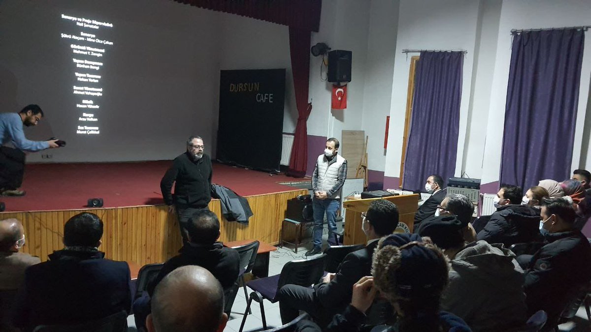 sineardahan75's tweet photo. Ardahan Sinema Günleri kapsamında Yönetim Şükrü Alaçam @salacam1 katılımıyla Locman filmini #locman izleyip sinema severleri ile birlikte film Üzerine sohbet edildi Katılımları için Şükrü ALAÇAM’a teşekkür ederiz. https://t.co/foTdQB0sPg