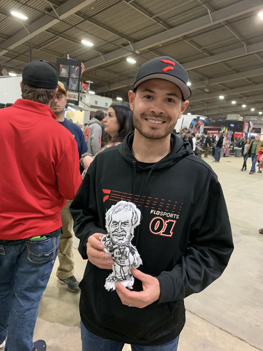 TheKatieButtera's tweet photo. #flatrobin gets to end his Friday at @cbnationals with what would have absolutely been his pick to win, @KyleLarsonRacin. https://t.co/rLXTVUQkQA