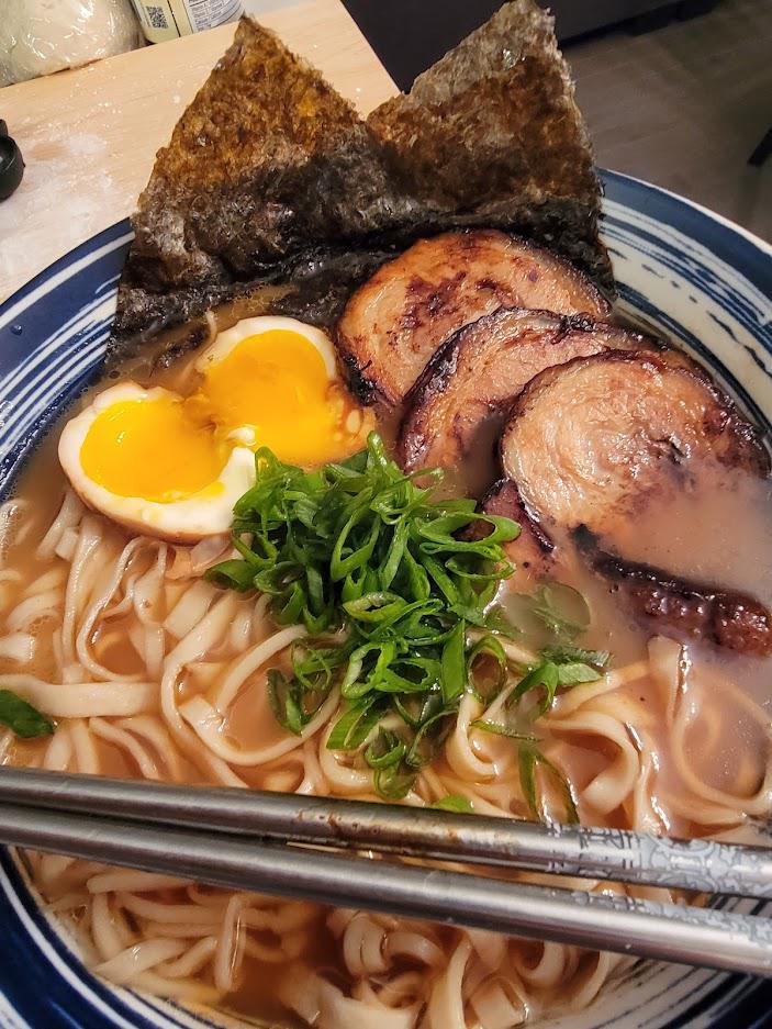 First trying to make a tonkotsu from scratch - how do I keep the white color if I add soy sauce 
