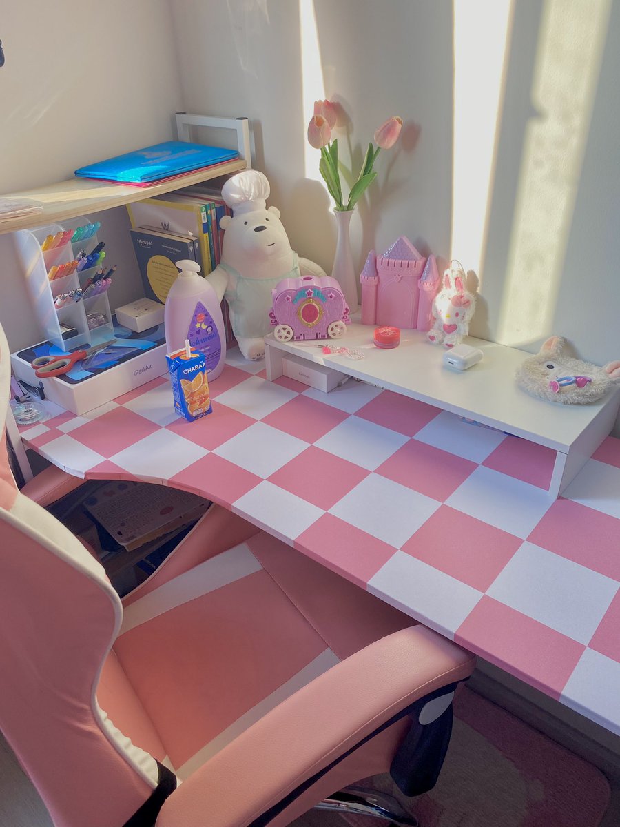 happywitheis's tweet image. Cute zone🪄🎀