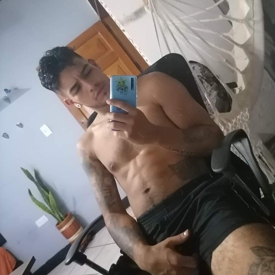 gorgge1017's tweet photo. #NuevaFotoDePerfil https://t.co/LsUZVVYxLL