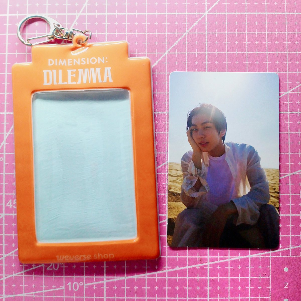 jaeyunmail's tweet photo. hi, @serenebns! jungwon weverse pob is here π§‘ thank you so much for the smooth transaction and secured packaging ^___^
#serenefeedbacks https://t.co/dL5nd4fNQx
