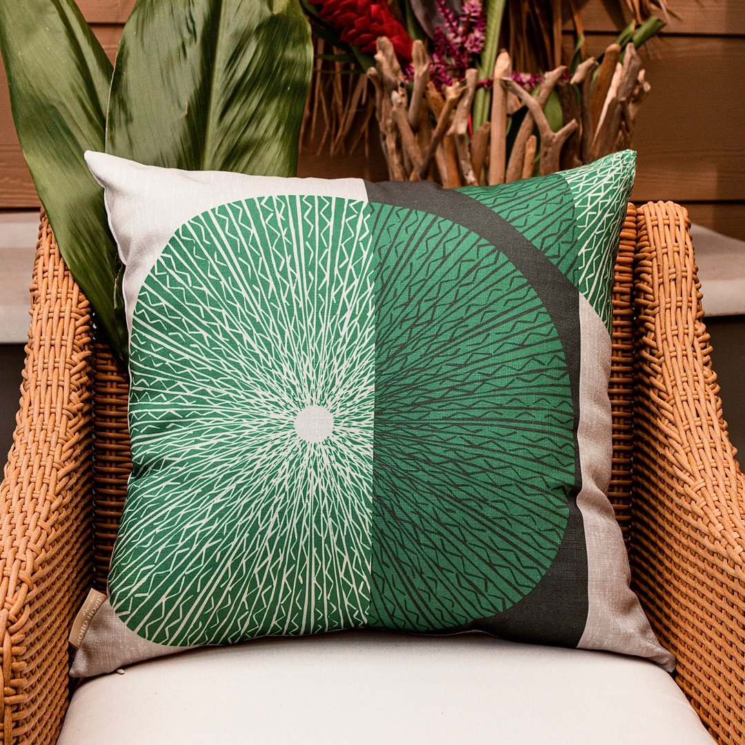 NohoHome's tweet photo. Bold decor demands a bold color palette. Our Niho Medallion Square Pillowcase in the colors Forest & Stone is a dynamic pillow to accent beds, chairs, and sofas.
#StyleWithAloha https://t.co/JuATg1iPvT