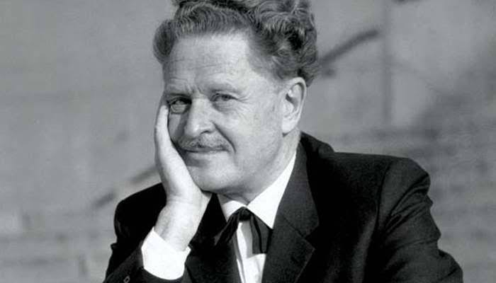edanurnrmn's tweet photo. Güldün, güller açıldı penceremin demirlerinde.
İyi ki geçtin dünyadan.
Sahi, ya doğmasaydın?
#nazimhikmet https://t.co/yn0iS7AfyW