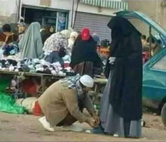 لا تتزوجيه ديوثا لا يغار 
وإن كان معه مال والحب 
بينكما كالجبال 💯
#فريق_مجاهدون