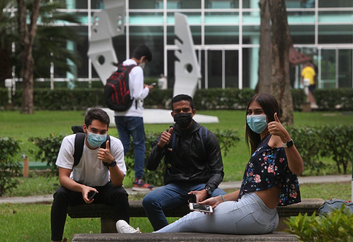 enlaucab's tweet photo. La UCAB tiene abierto su proceso de preinscripción para todos los jóvenes que deseen comenzar su vida universitaria. Hasta el #26Feb los aspirantes podrán entregar los recaudos y la prueba será el #12Mar.

Todos los detalles los encuentras aquí➡https://t.co/Low5WgCMu3 https://t.co/BQxC2xeazs