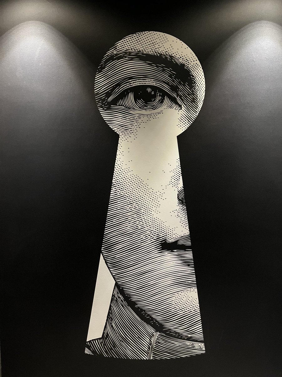 ShareGalCarly's tweet image. Don’t get me started on the edgy aesthetic 😍 @properties_easy - own a piece of the Rockefeller for as much or as little as you’ve got