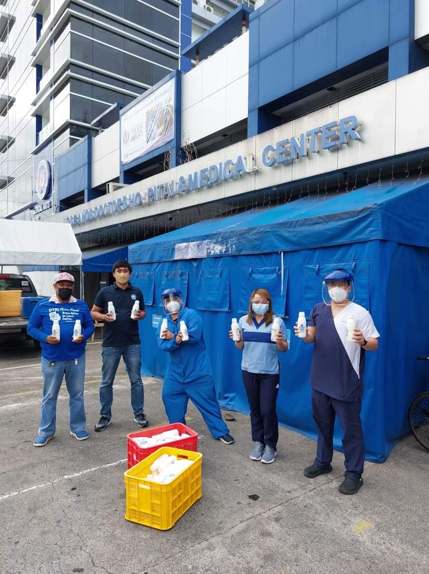 dtriuplb's tweet photo. Today, #UPLB-#DTRI distributed free milk for health workers in Laguna hospitals. Salamat po sa inyo! Salamat din sa mga nag-ambag sa proyektong ito. https://t.co/jx25HQgGtv