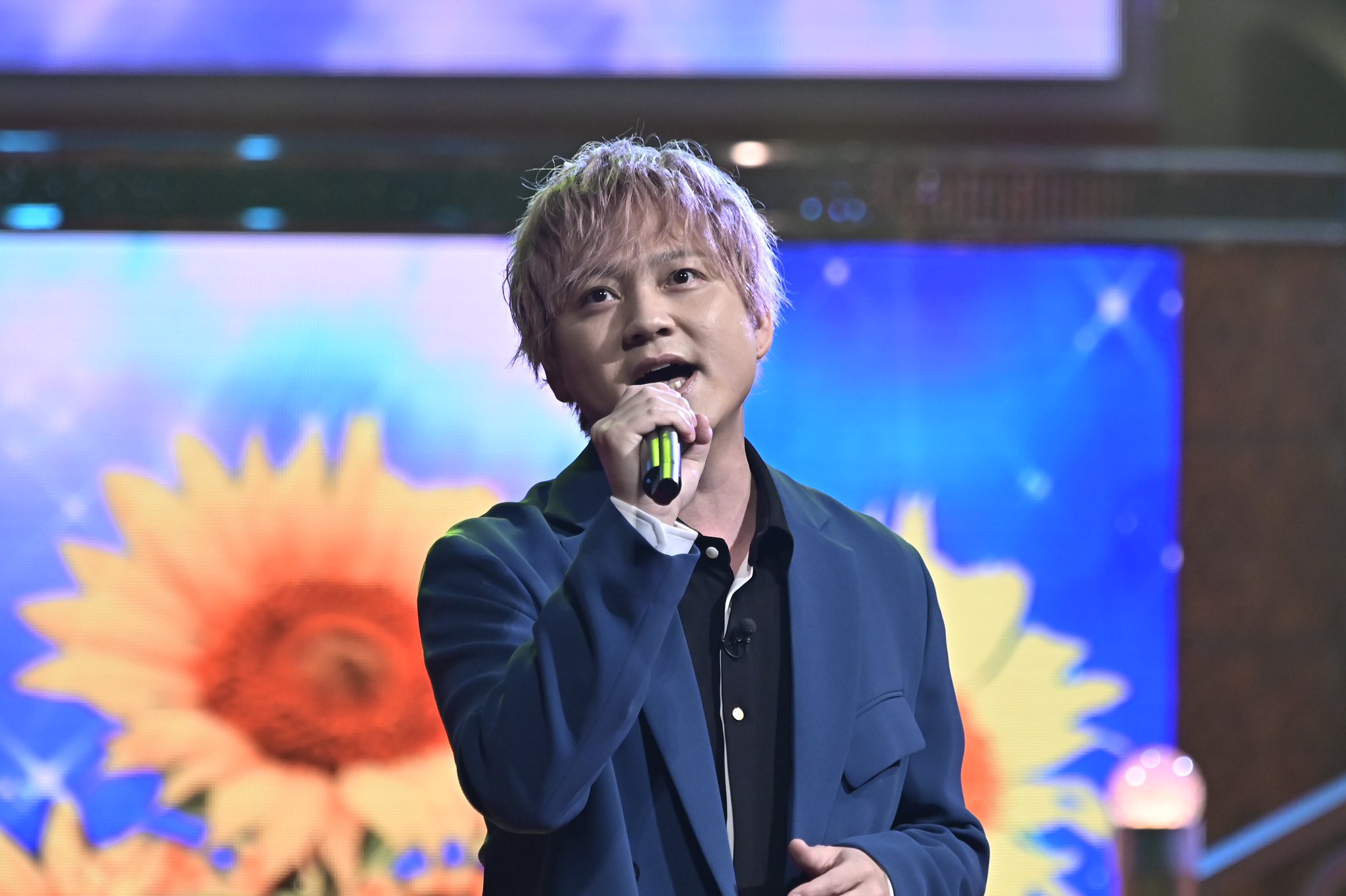 公式 生放送で満点出せるか100点カラオケ音楽祭 林勇さん歌うますぎ しかも100点 最強すぎでしょ ひよってなさすぎてすごい 今後もいろんなかっこいいお声 楽しみにしております カラオケ100点 バナナマン 指原莉乃 林勇