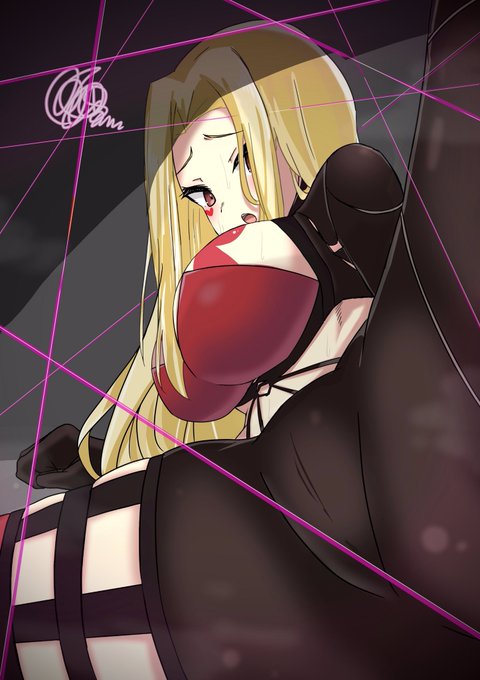 潜入中にレーザートラップに襲われるlis 