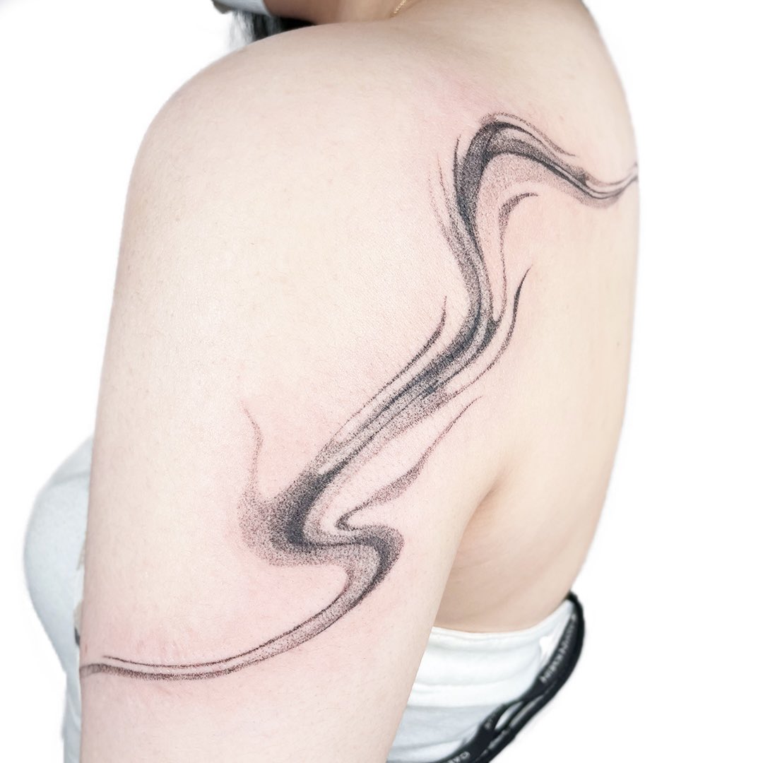 uzotattoo's tweet photo. 🖤Black Flaming flow🔥

#타투 #불꽃타투 #흐름타투 #흑백타투 #어깨타투 #tattoo #flowtattoo #flametattoo #blacktattoo https://t.co/b2mkUAWZwl