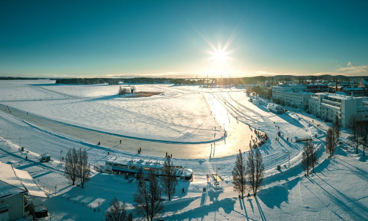 Yksi talven tärkeistä hetkistä on, kun Finland Ice Marathon -rata aukeaa. Tänään se tapahtui. #kuopio #finlandicemarathon #luistelu #retkiluistelu #finlandlakeland