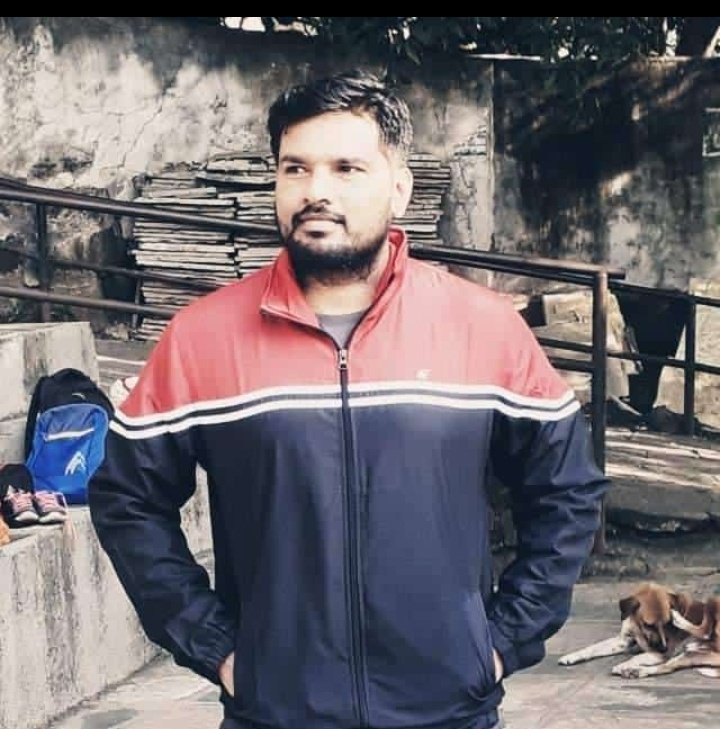 suvishelke's tweet photo. आज माझा जवळचा मित्र, PSI ची तयारी करणारा अमर रामचंद्र मोहिते याने आत्महत्या करून जीवन संपविले.मित्रांनो MPSC मध्ये येऊन ताणतणाव,नैराश्य येणारच त्याला सामोरे जाऊनच आपल्याला जिंकायचे आहे.MPSC मधील आत्महत्या चिंतेचा विषय असून आपण वेळीच सावरले पाहिजे.

भावपूर्ण श्रद्धांजली💐💐 https://t.co/bjScmTZfQS