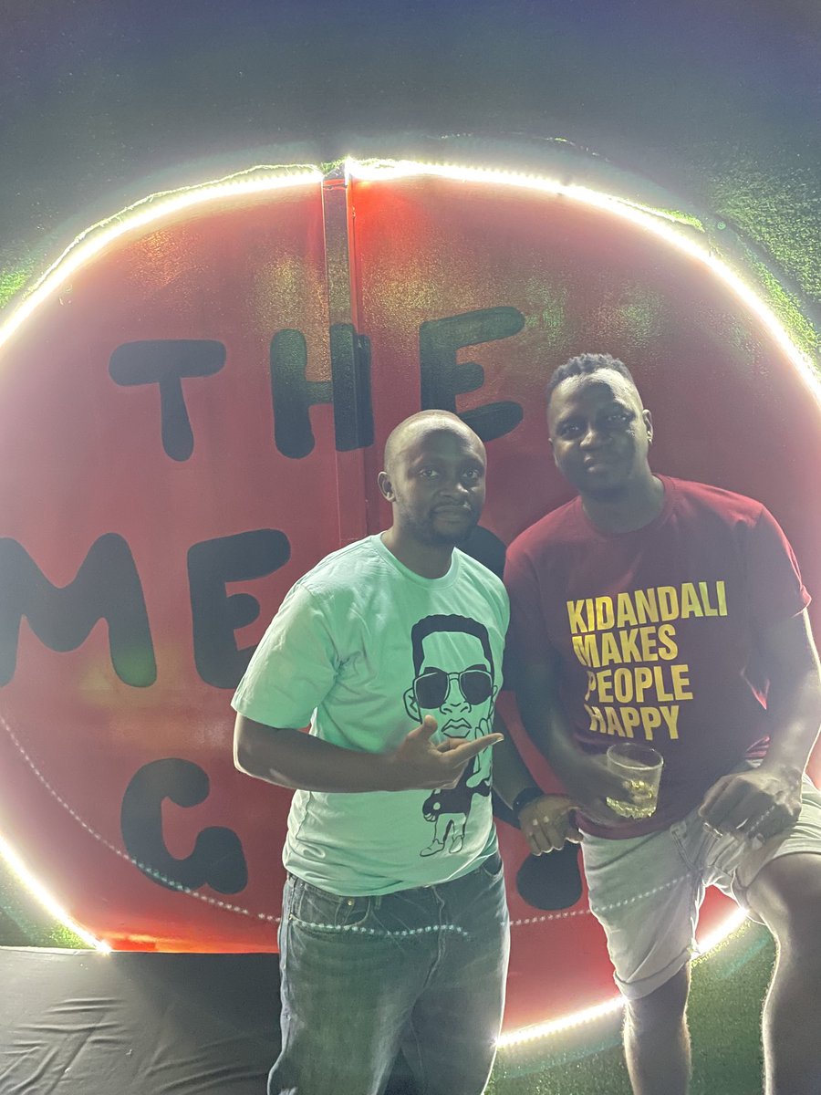TheMeatGuy256's tweet photo. The heat at #ThouShallMeatethOnAFriday Just got cranked up!🔥🔥 
⁦@DjAludah⁩ 
#SignedSealed&amp;Delivered https://t.co/jyTyekBUmR