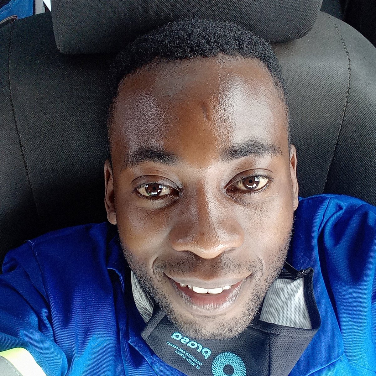 rodrickcom1's tweet photo. #NewProfilePic https://t.co/lq0MbZ4EpX