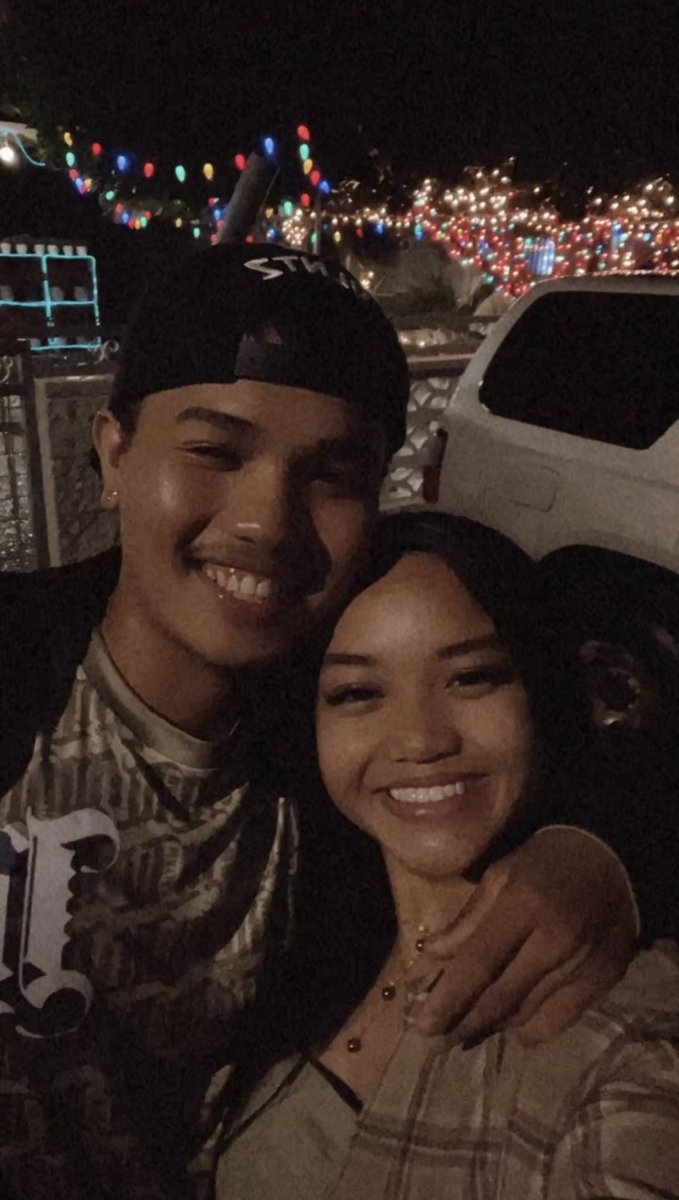 aprilmariedt's tweet photo. and there you go entering a new year with you, happy 51 months my love🤎 https://t.co/j0HhufaQAO