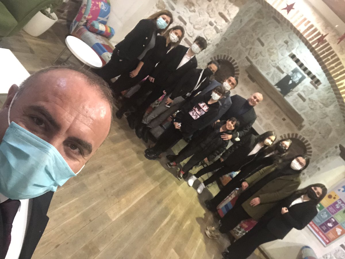 Bursluluk sınavında tMBA Liderlik Akademisi öğrencilerimiz iş başında… <a href="/eminehzt/">Emine</a> <a href="/Azrafraarzu1/">Arzu Uz</a> <a href="/IsIIIIILL/">イシイ</a> <a href="/ozgurkapann/">Özgür Kapan</a> <a href="/ece_celikkol/">Ece Ayşegül Çelikkol</a> <a href="/halilerdem_52/">Halil İbrahim Erdem</a> <a href="/BetulErok/">Betül EROK</a>