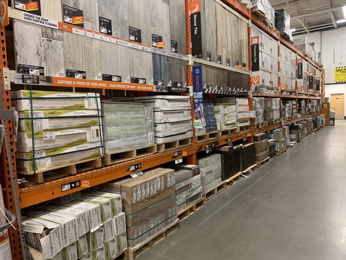 Shout out to these amazing freight associates! They took initiative and did an amazing job packing down the tile aisle! @brenten_ludlow @BPlantenberg @Heather38228391 @joe_rennier @Ryan05737690 @MystiHammes