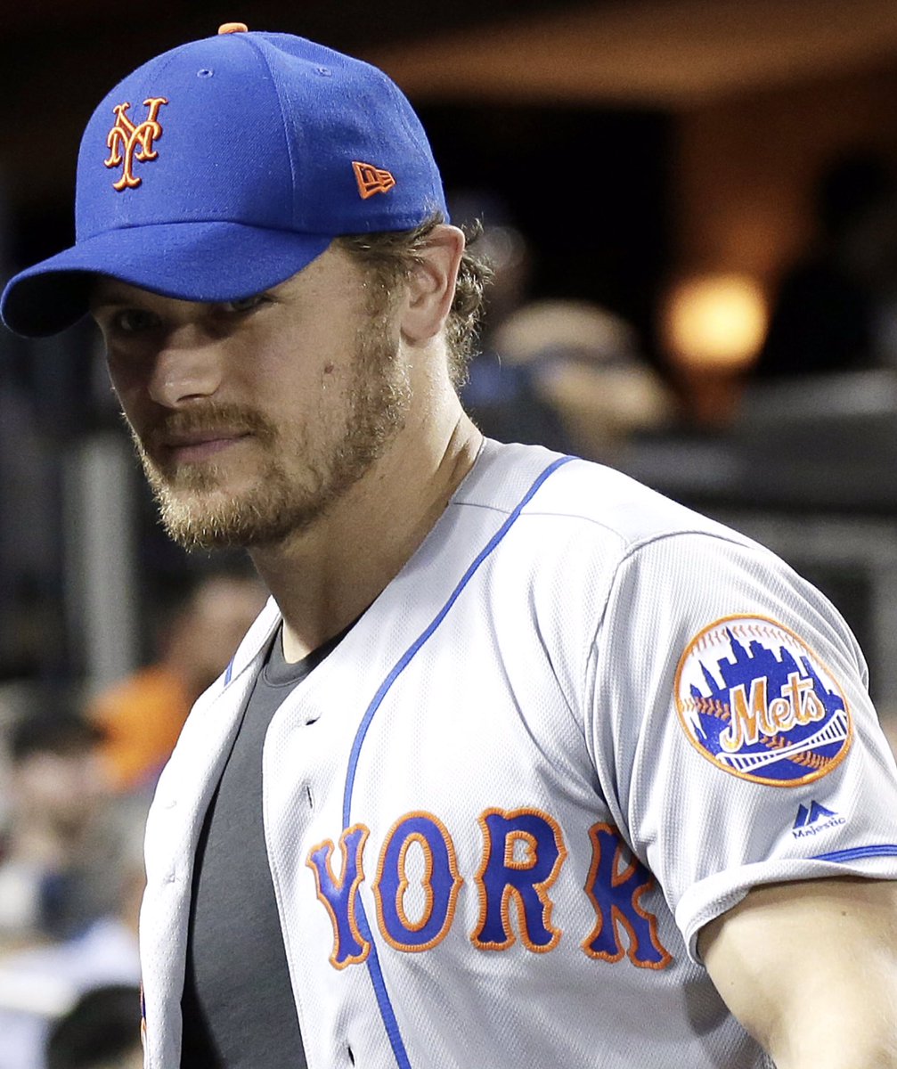 LauraRispoliArt's tweet photo. @SamHeughan Sam, Will you please wear your New York Mets hat again?       My dad loved seeing you root for his favorite team.    BaseBatman 🙌🏼#SamHeughan #BatSam https://t.co/LG3CCJK6FA