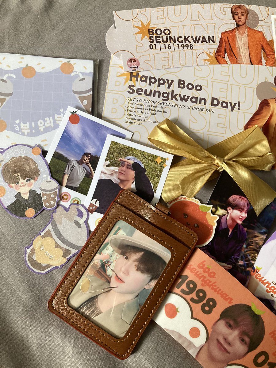 boomonbeau's tweet photo. (advance) happy seungkwan day!🍊

everything is so pretty 🧡_🧡 

thank you so much @caratreatscafe @CaratreatsCart ^3^

#MyBooCSE #CaratreatsCafeCSE #CaratreatsCafesCart  #Caratreafied https://t.co/hp3f7JjhRq